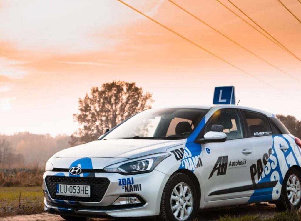 Prawo jazdy na samochód w Lublinie kategoria B szkoła jazdy Autoholik